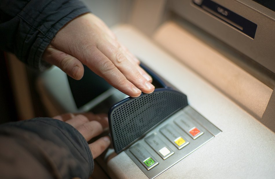 CREDIT AGRICOLE DISTRIBUTEUR AUTOMATIQUE DE BILLETS