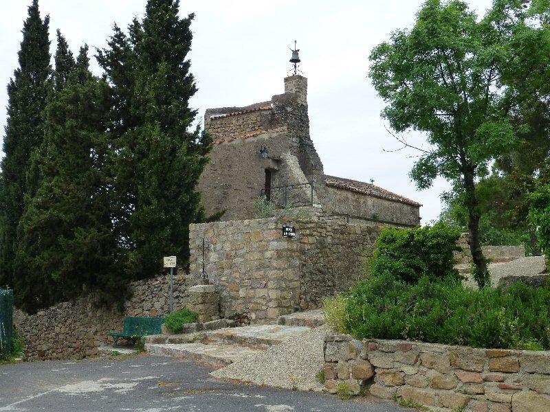 Eglise Du Village Fouzilhon