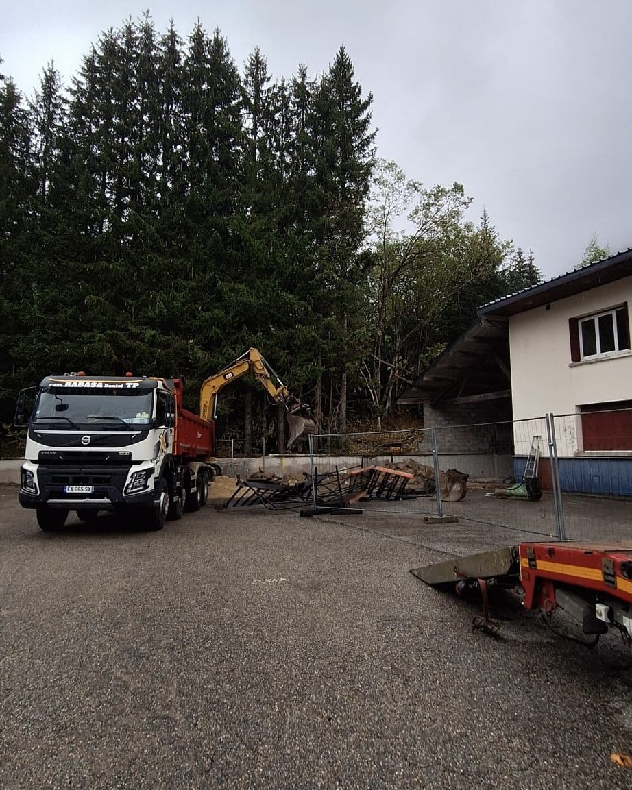 📣Le début des travaux au gîte de la Montagne