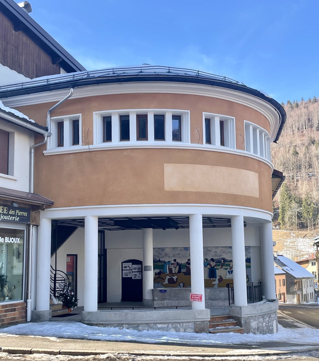 🚧 Le chantier des Bains-douches entre en phase finale !