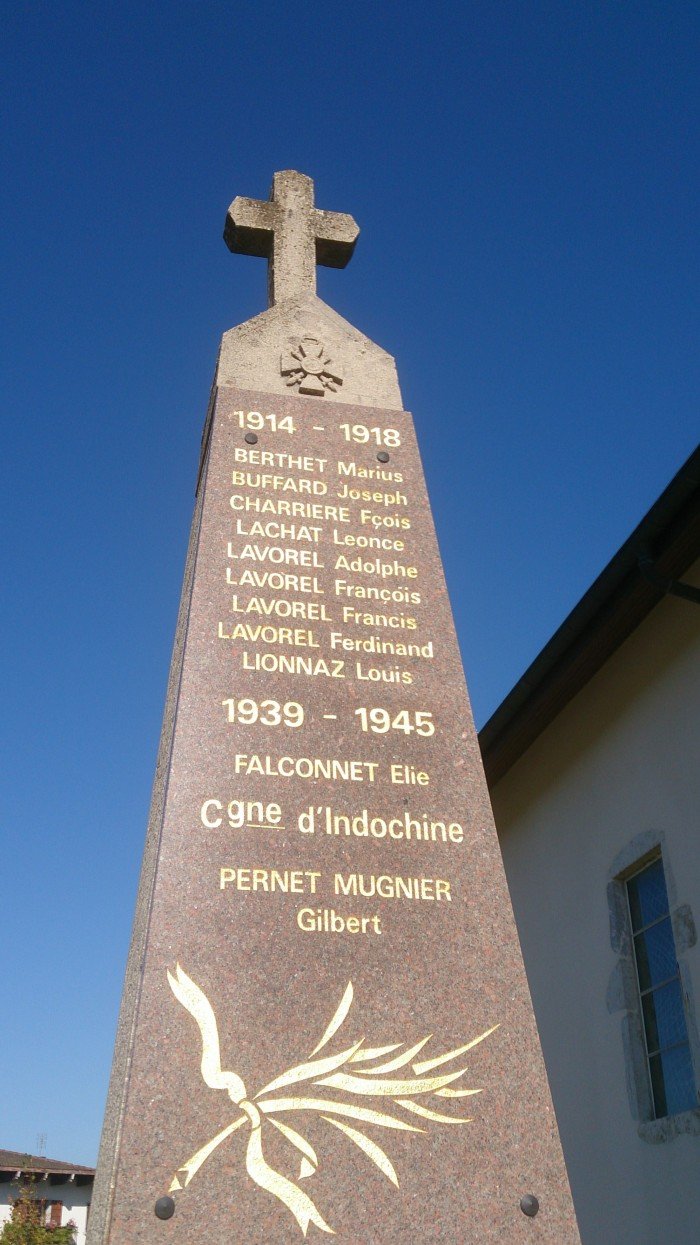 Monument aux morts 2