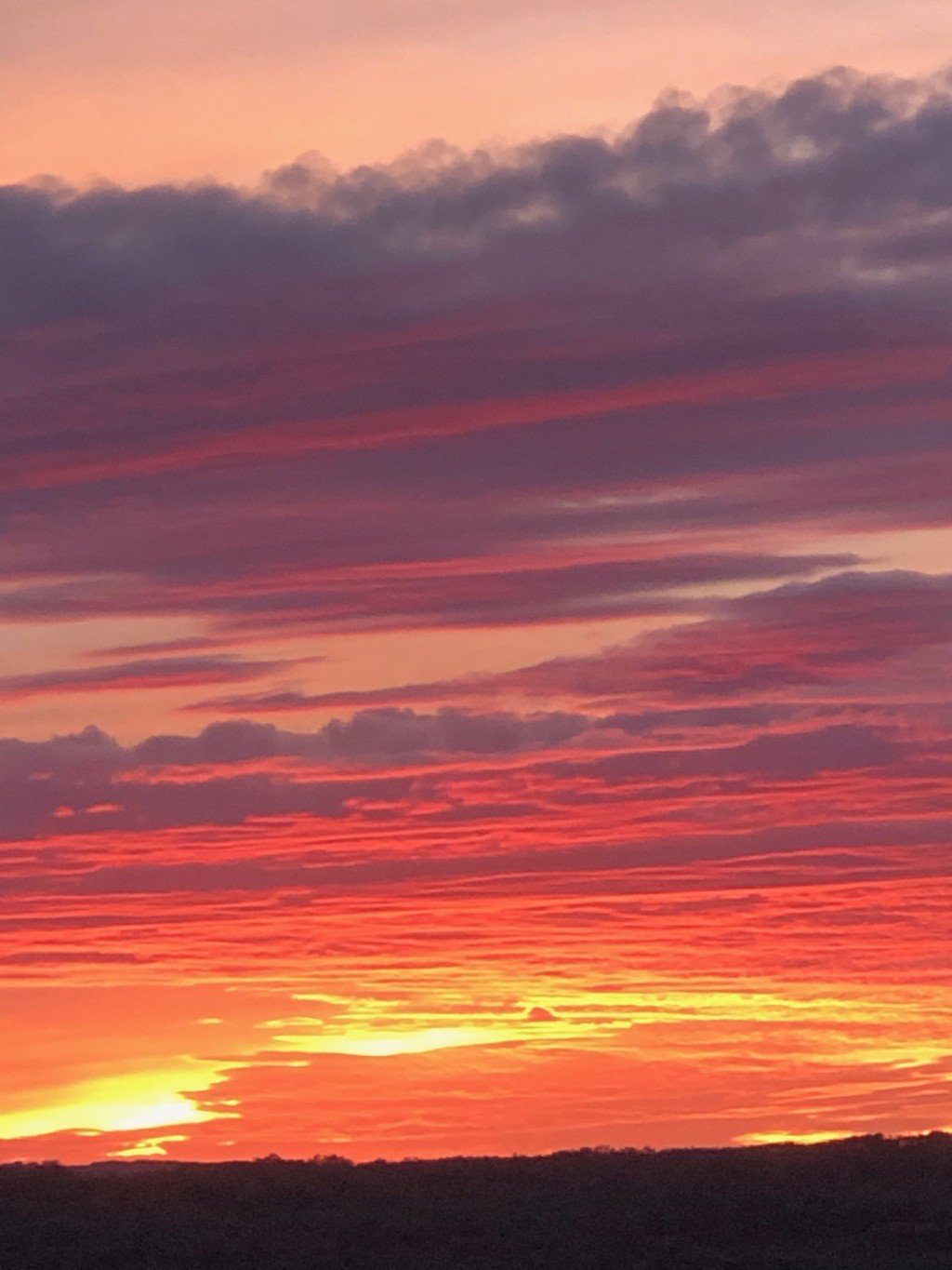 un ciel rougeoyant